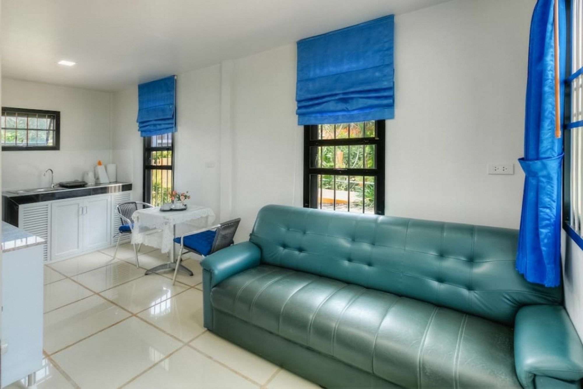 Aquatoria Phuket Bangtao Villa Praia de Surin Exterior foto